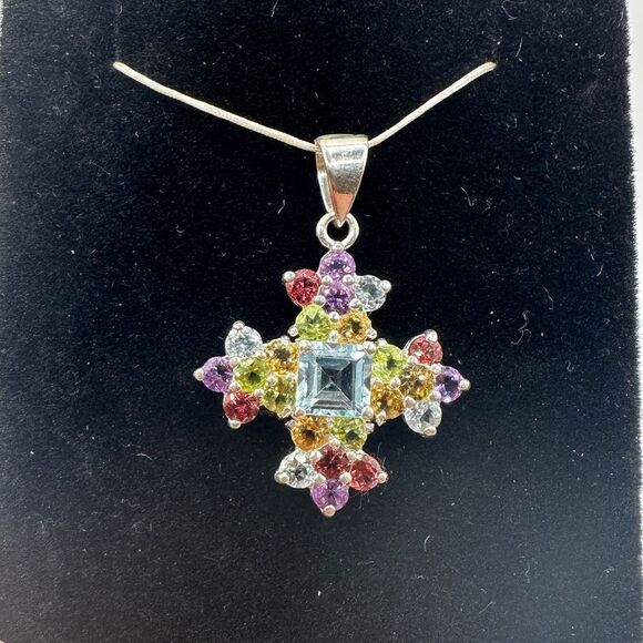 Stunning Multi-gemstone cross pendant in stamped sterling silver! - Picture 12 of 12